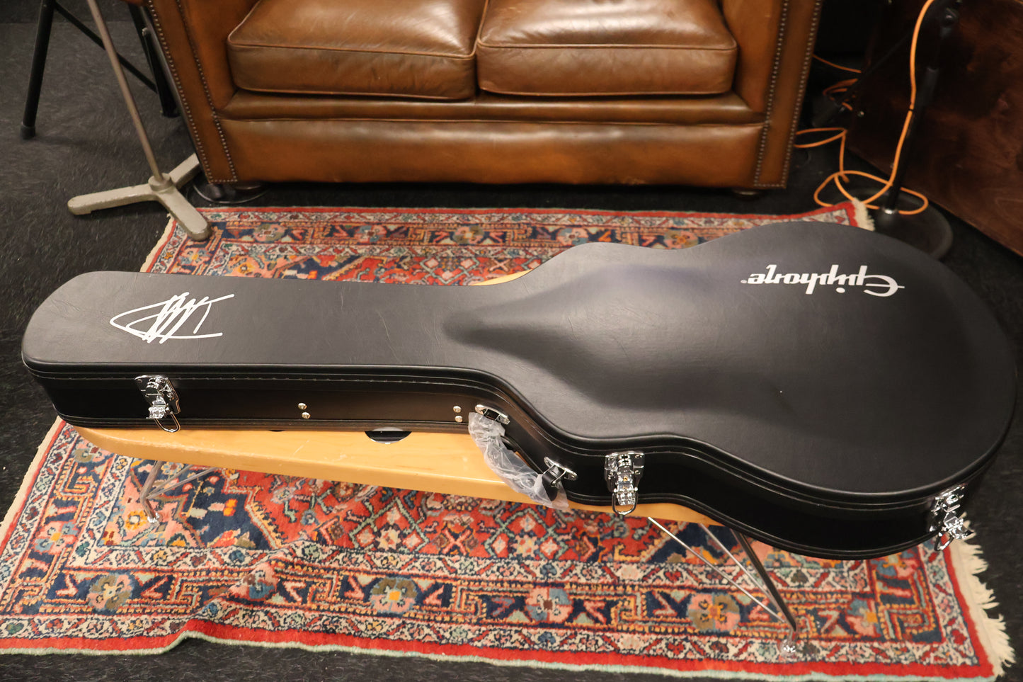 Epiphone Dave Grohl DG-335 (Incl. Hard Case) #274