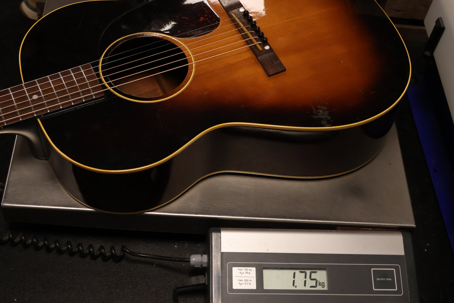 Gibson LG-1 Sunburst 1954