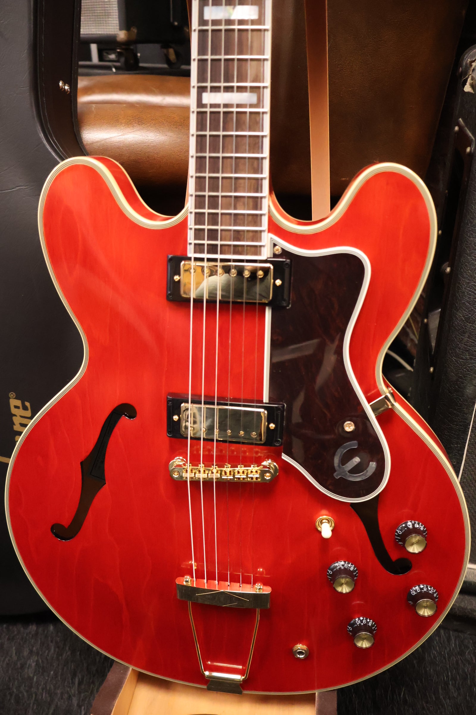 Epiphone Masterbilt Gem Archer Sheraton – Dirk Witte