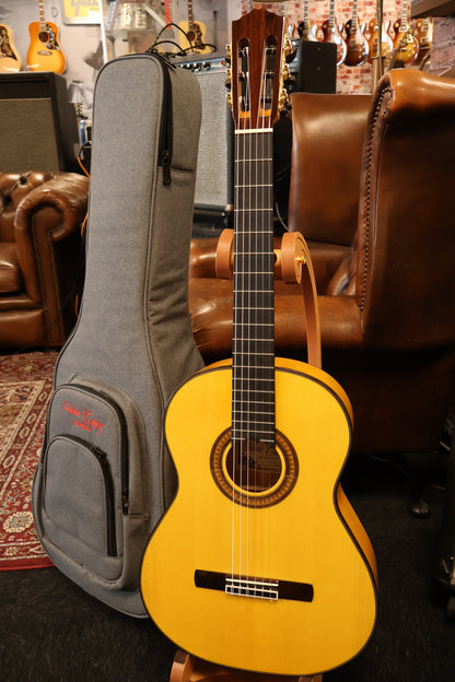 Salvador Cortez Sevillana B/Y All Solid Performer Series flamenco guitar