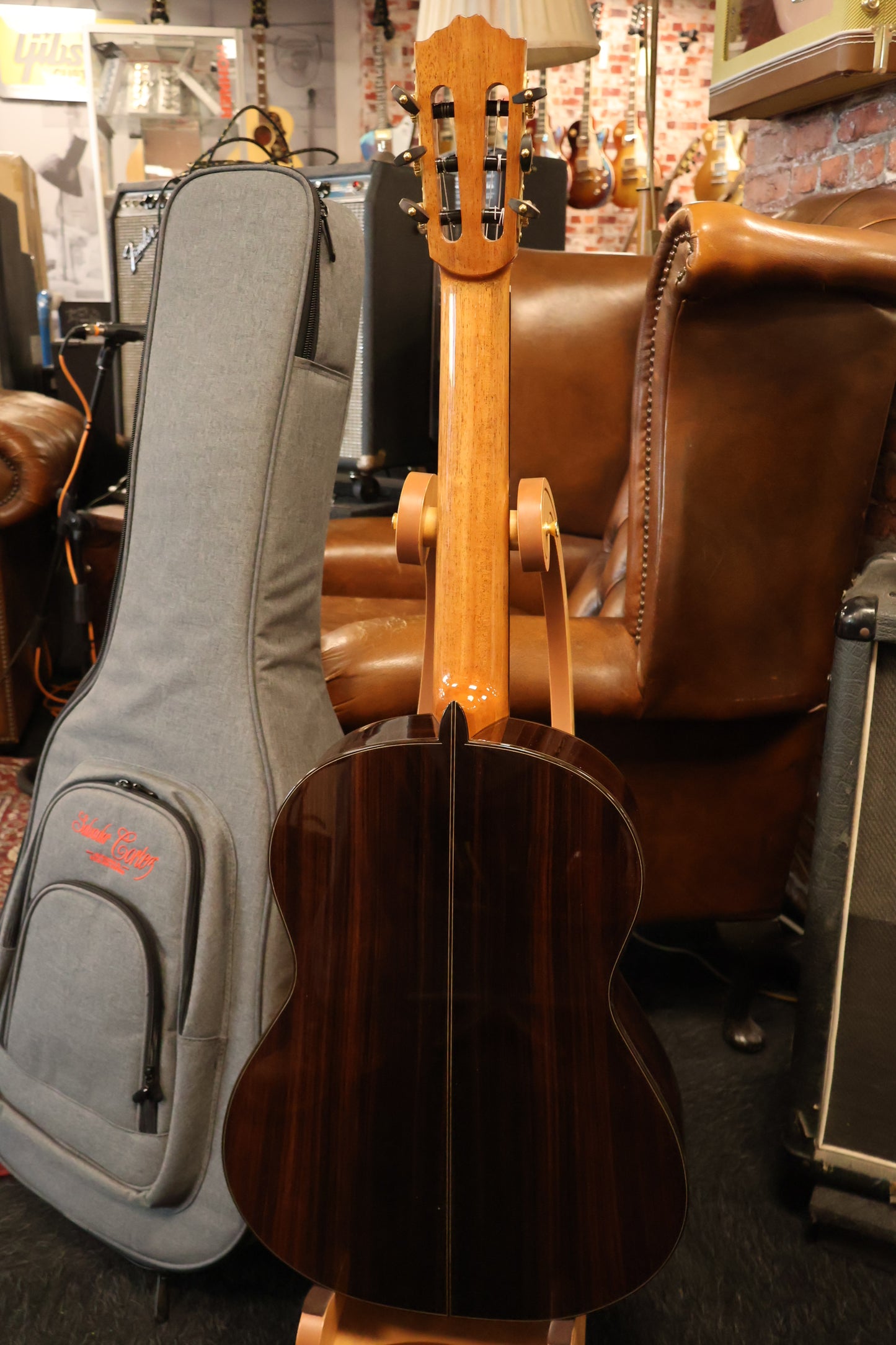 Salvador Cortez Sevillana N/Y All Solid Performer Series flamenco guitar