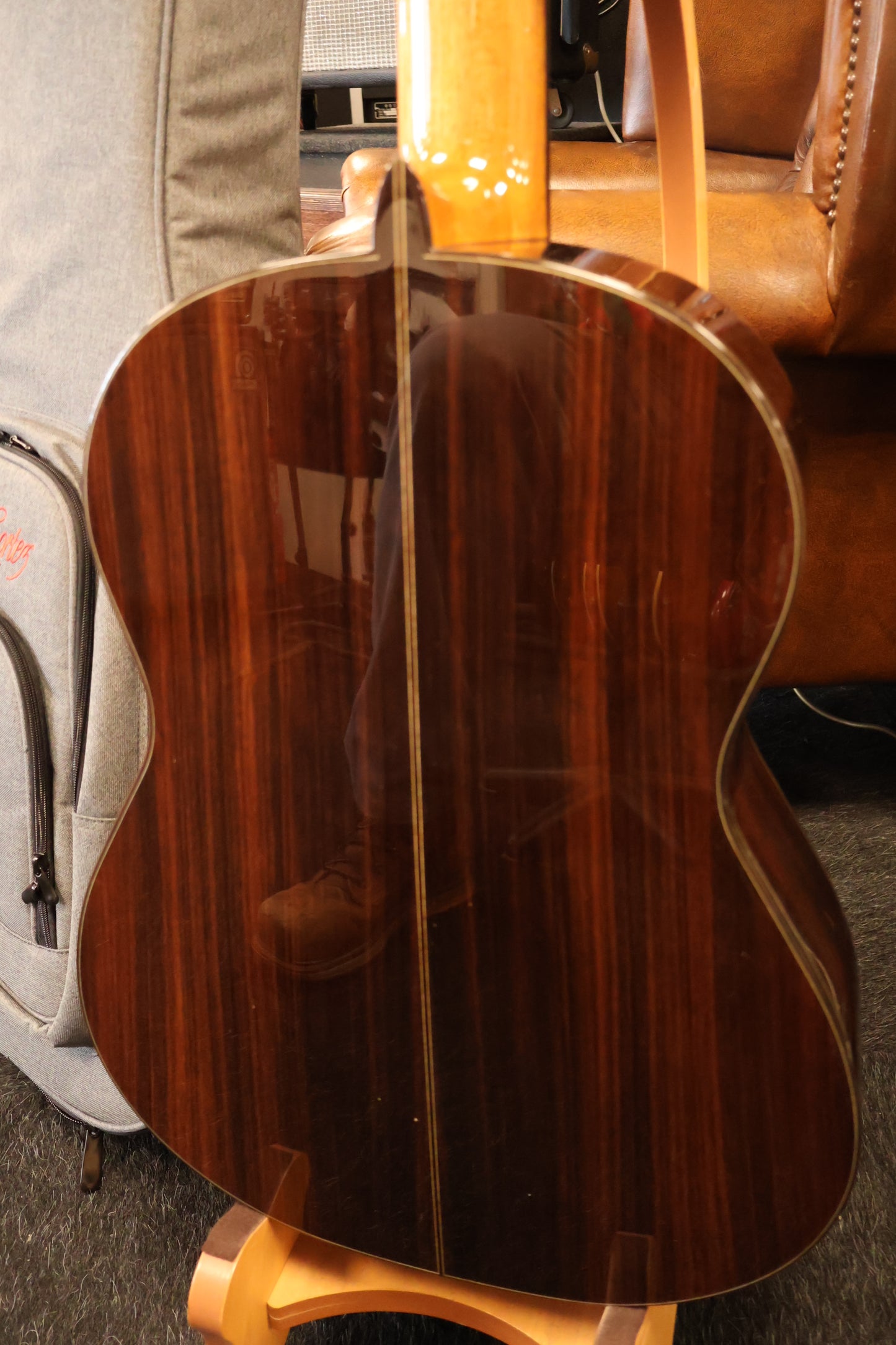 Salvador Cortez Sevillana N/Y All Solid Performer Series flamenco guitar