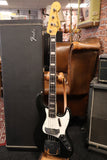 Fender 1972 Jazzbass Black with 60s Case