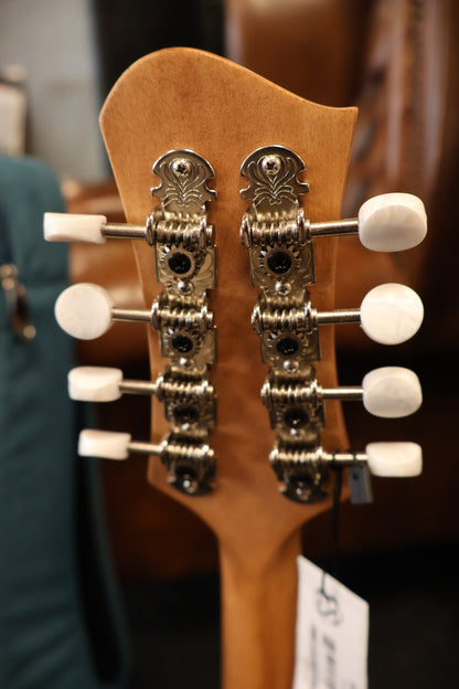 Eastman PCH-M104 Mandoline A Style Goldburst