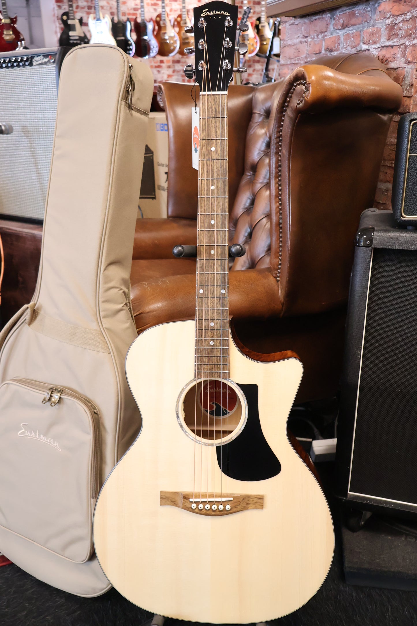 Eastman PCH3-GACE-CLA Grand Auditorium with Electronics