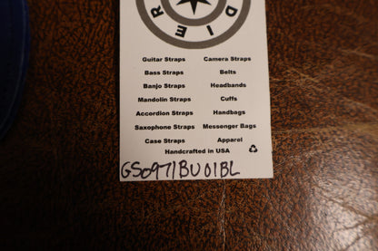 Souldier GS0970 - Owl Blue on Pink Guitar Strap