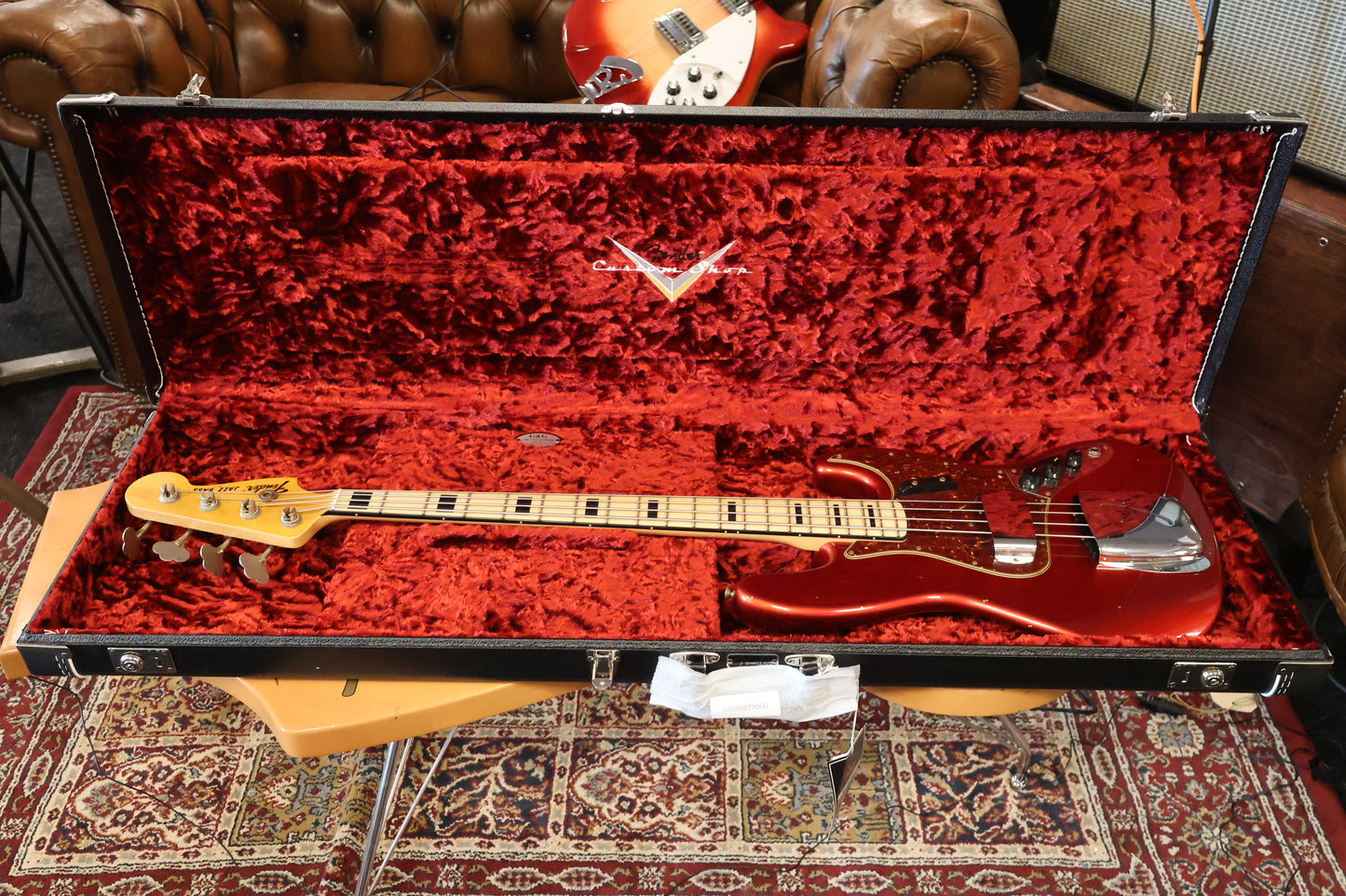 Fender '68 Jazz Bass Journeyman Relic - Aged Candy Apple Red