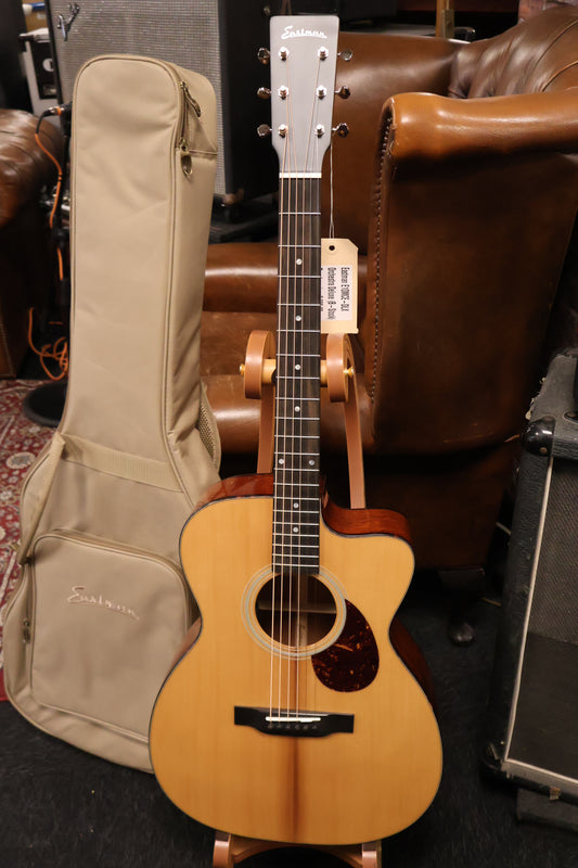 Eastman E1OMCE-DLX Orchestra Deluxe (B-Stock)
