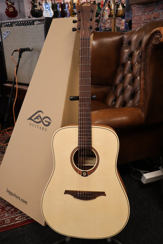 Lag T70D Tramontane Dreadnought (Special Deal)