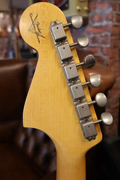 Fender Custom Shop Bass VI Journeyman Relic - Aged Sherwood Green Metallic