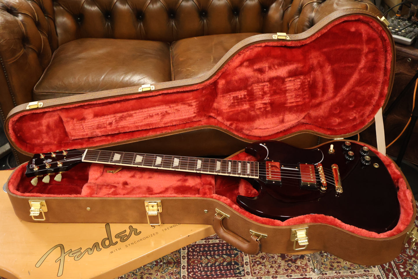 Gibson SG 61 Aged Cherry Gold Hardware
