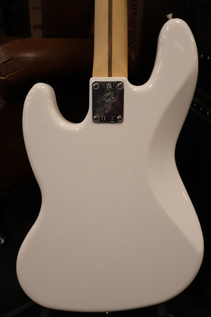 Fender Player Jazz Bass Pau Ferro Fingerboard Polar White