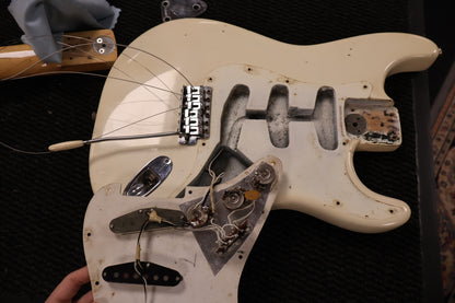 Fender 1975 Stratocaster Olympic White OHSC