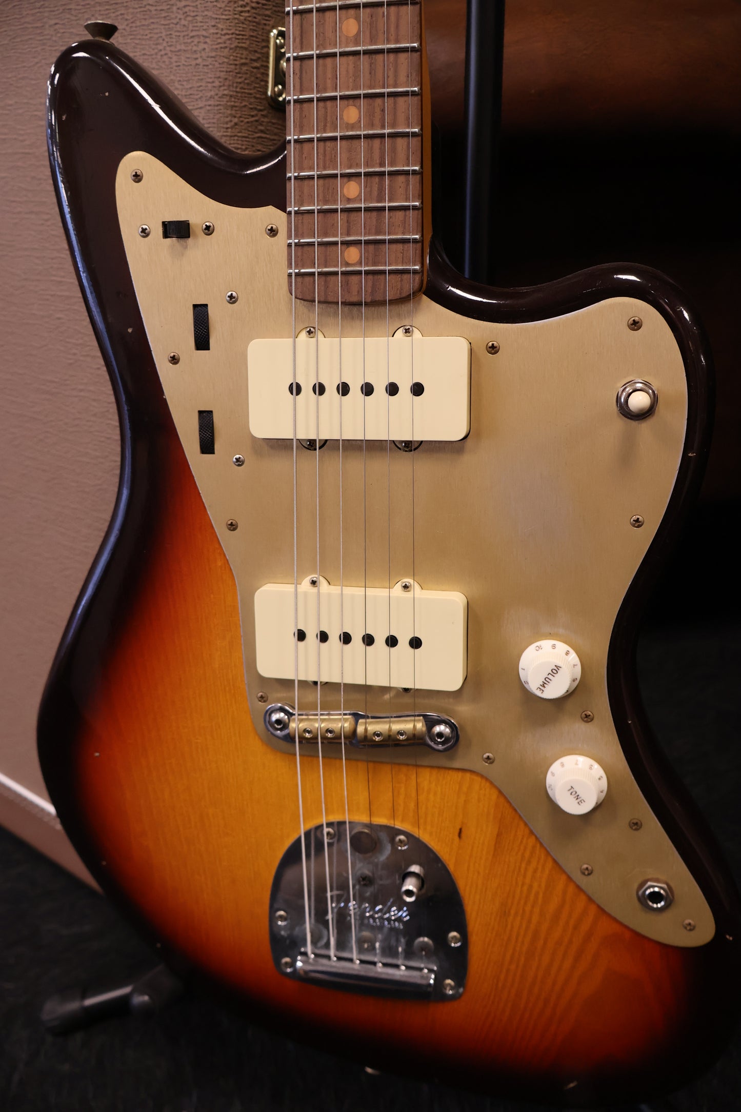 Fender 1959 250K Jazzmaster Journeyman Relic Chocolate 3-Color Sunburst