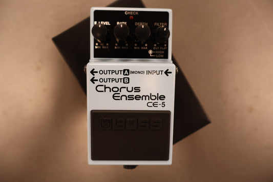Boss CE-5 Chorus Ensemble