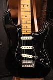 Fender 1983 Stratocaster Black Maple Neck