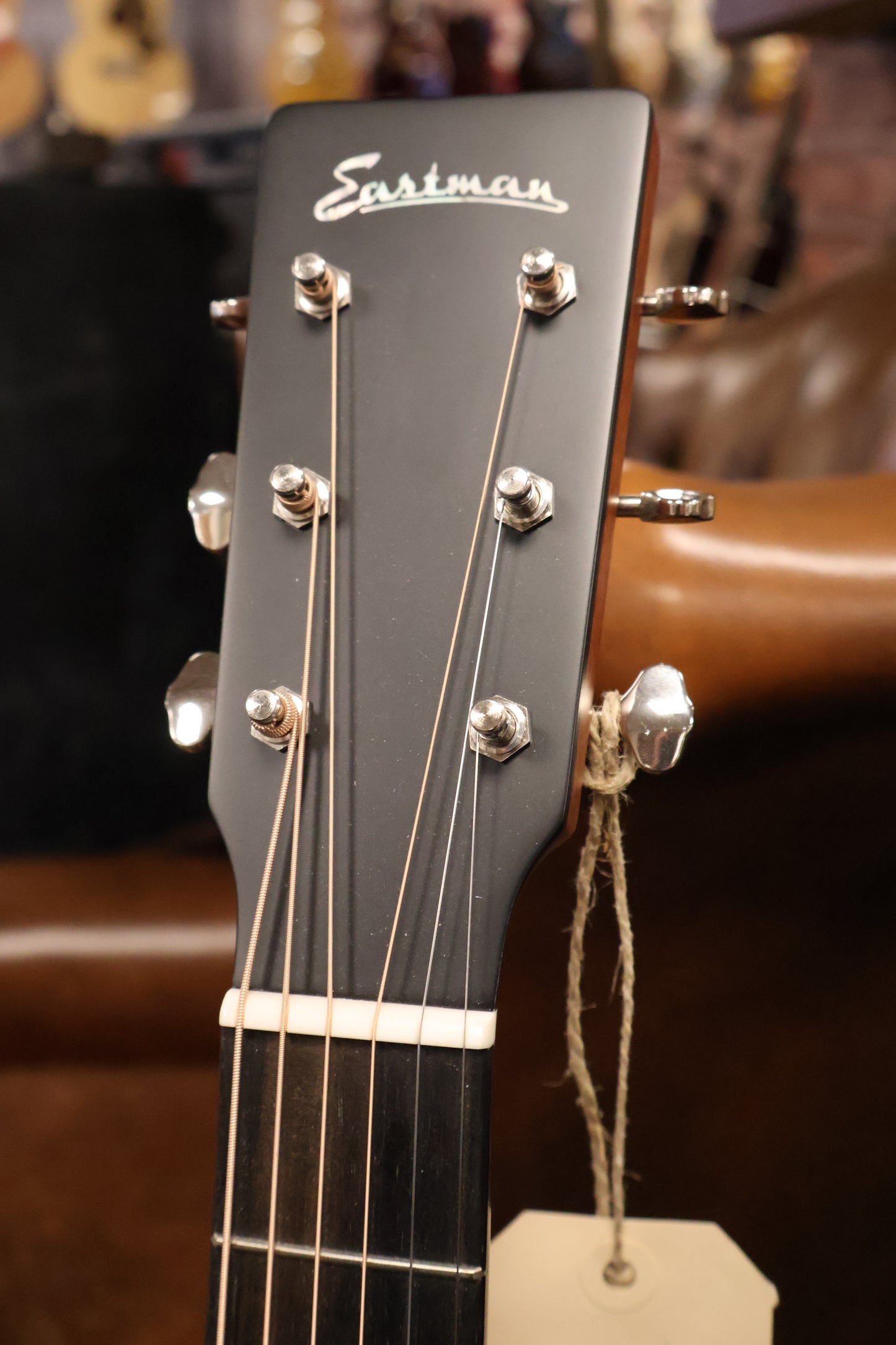 Eastman E1OM-DLX Orchestra