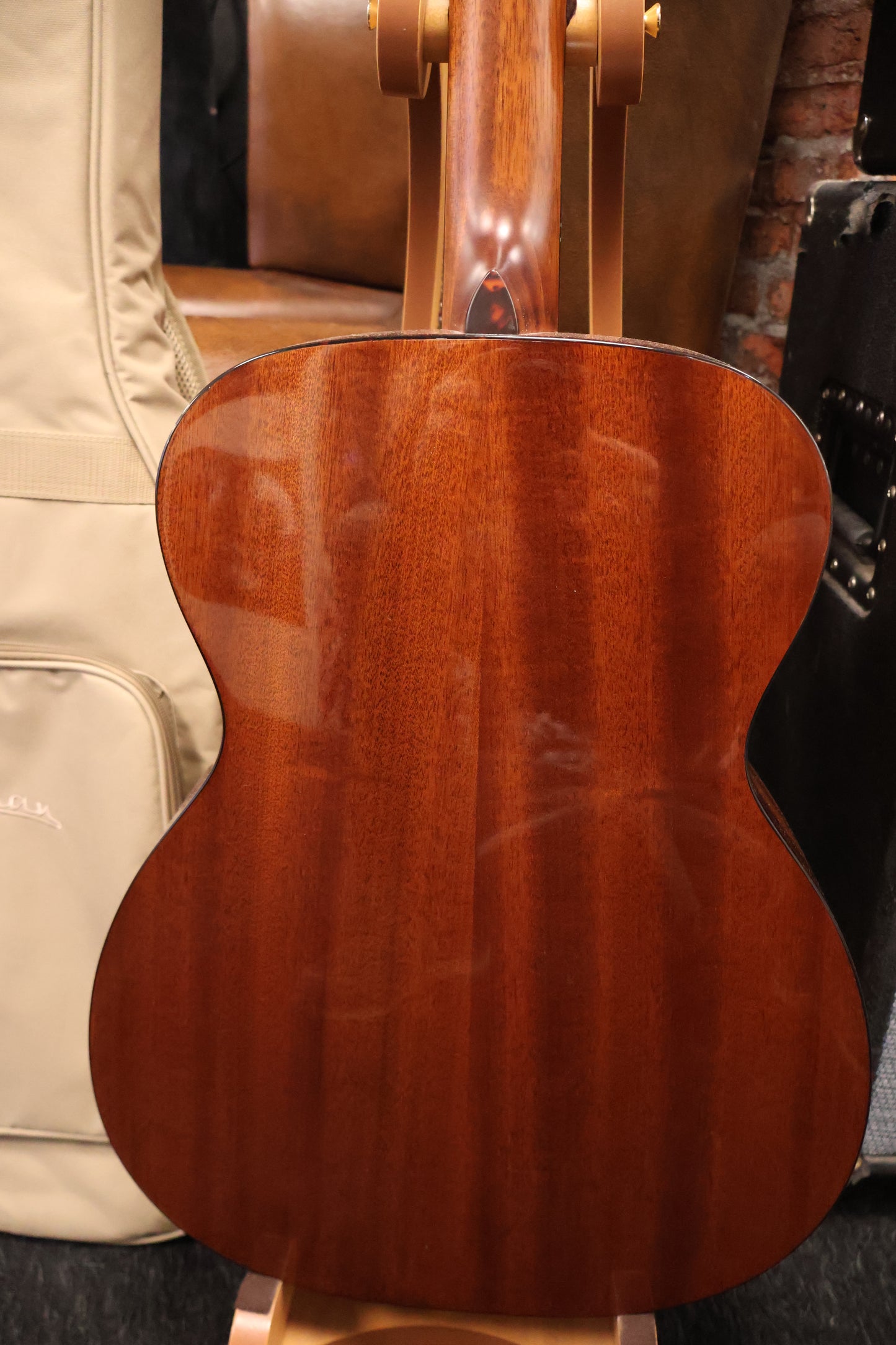 Eastman E1OM-DLX Orchestra