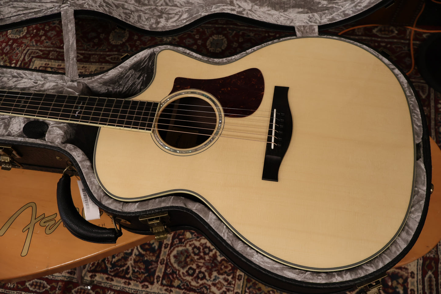 Eastman AC422CE Grand Auditorium (B-Stock)