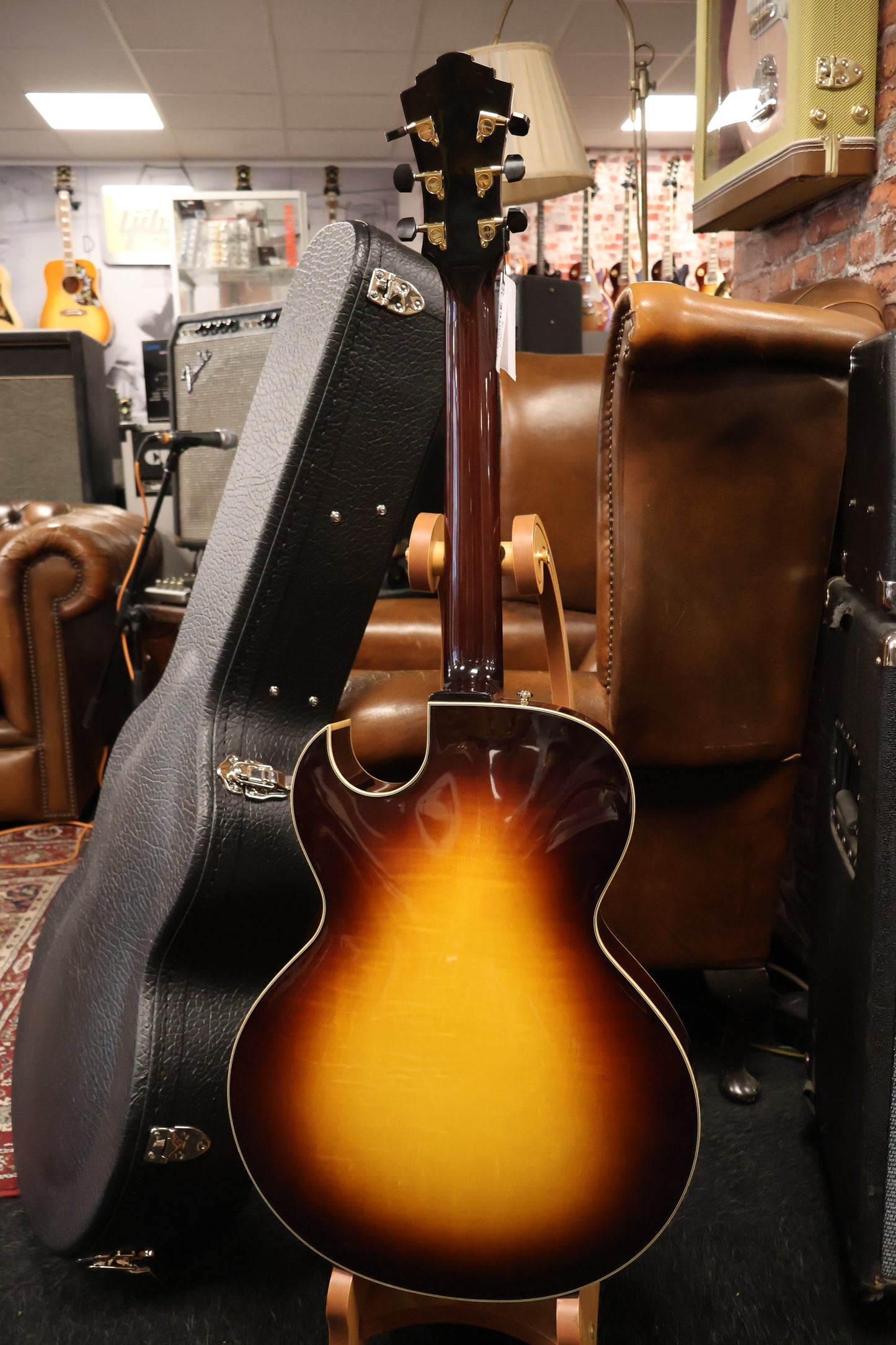 Eastman AR480CE John Pisano (B-Stock)