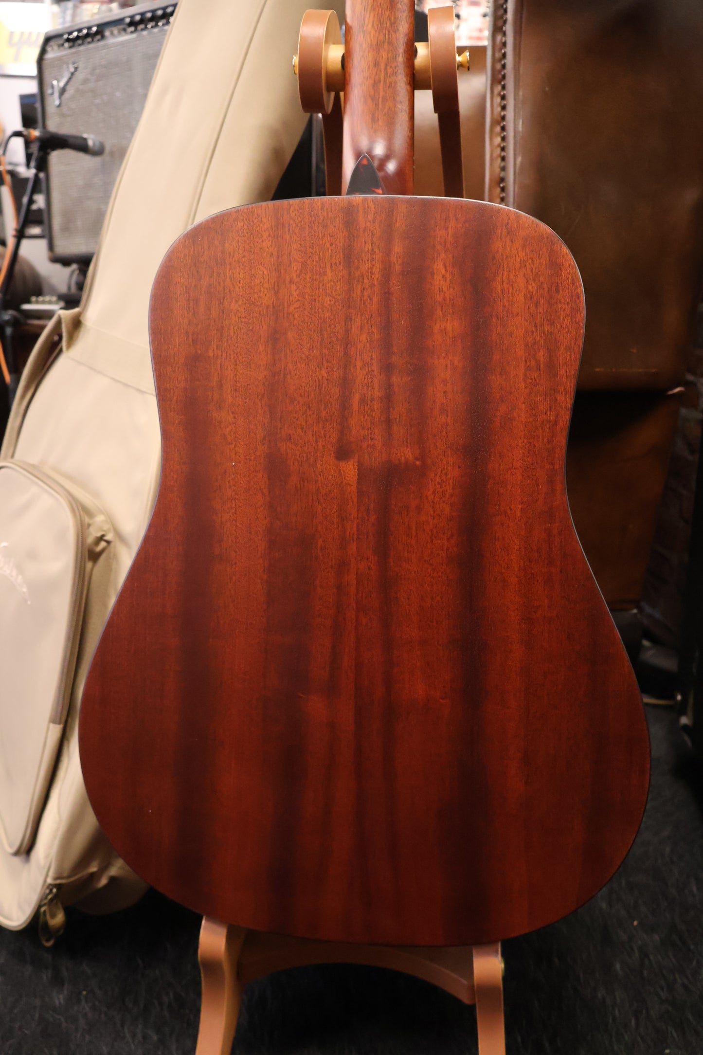 Eastman E2D Dreadnought (B-Stock)