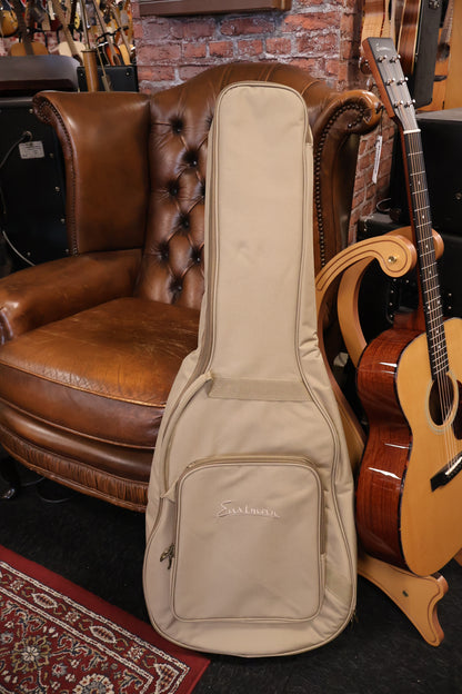 Eastman E1OM-DLX Orchestra (B-Stock)