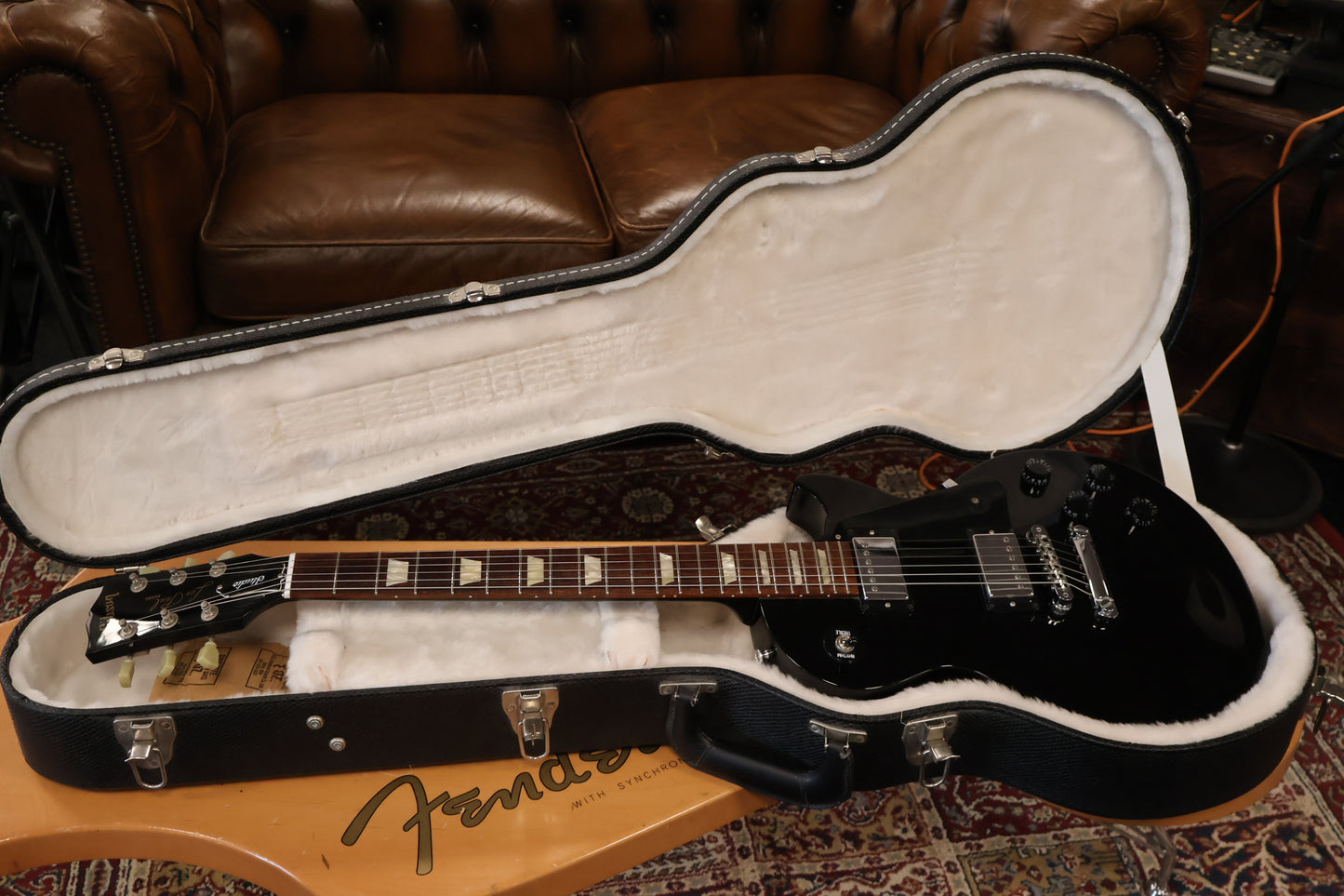 Gibson Les Paul Studio Ebony (USED)