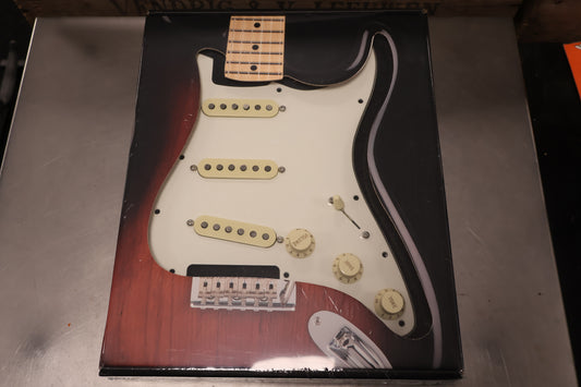 Fender Pre-Wired Strat Pickguard Tex-Mex SSS