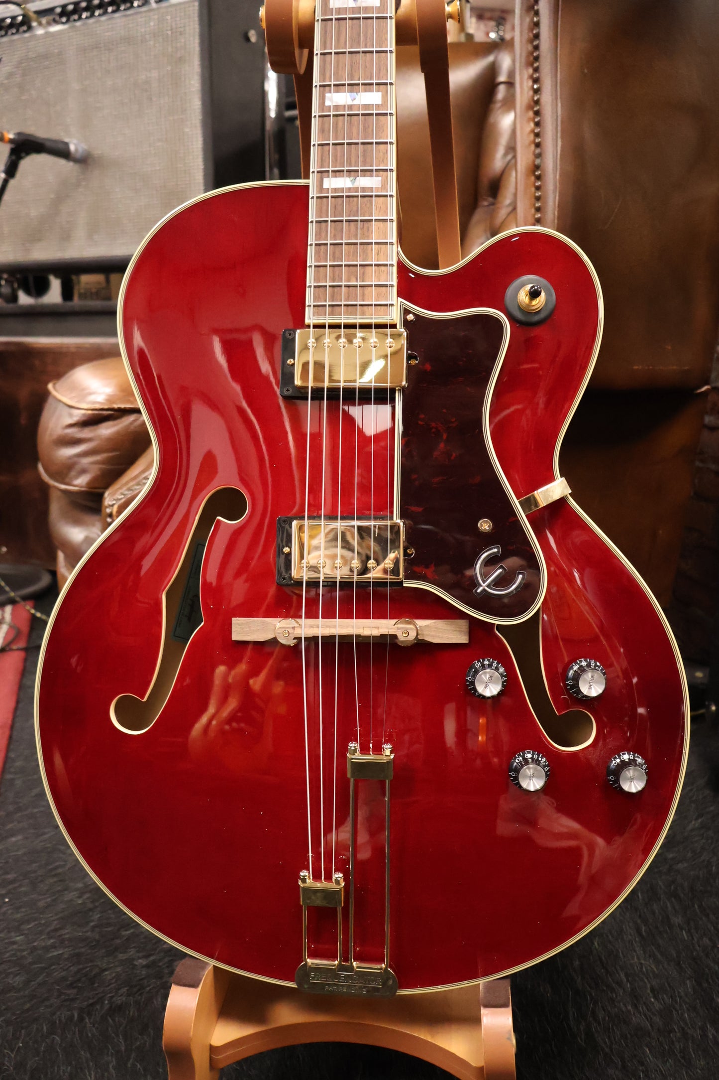 Epiphone Broadway (Incl. Premium Gig Bag) Wine Red