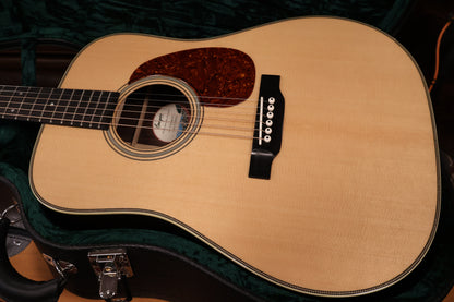 Bourgeois Touchstone DV/TS Vintage Dreadnought ( Demo store model )