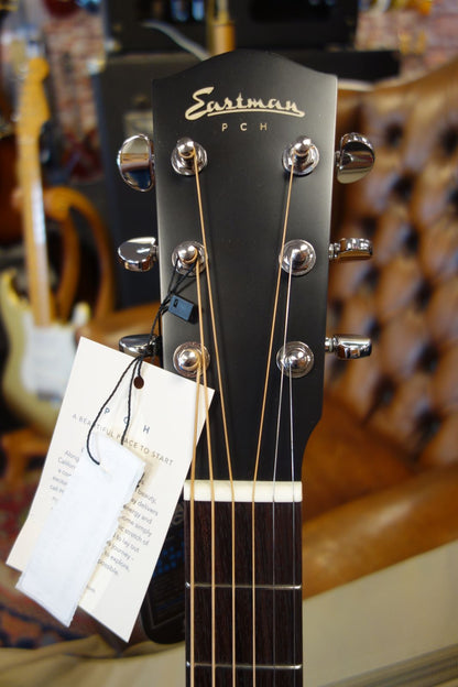 Eastman PCH1-OM  Orchestra Model Classic Solid Spruce top