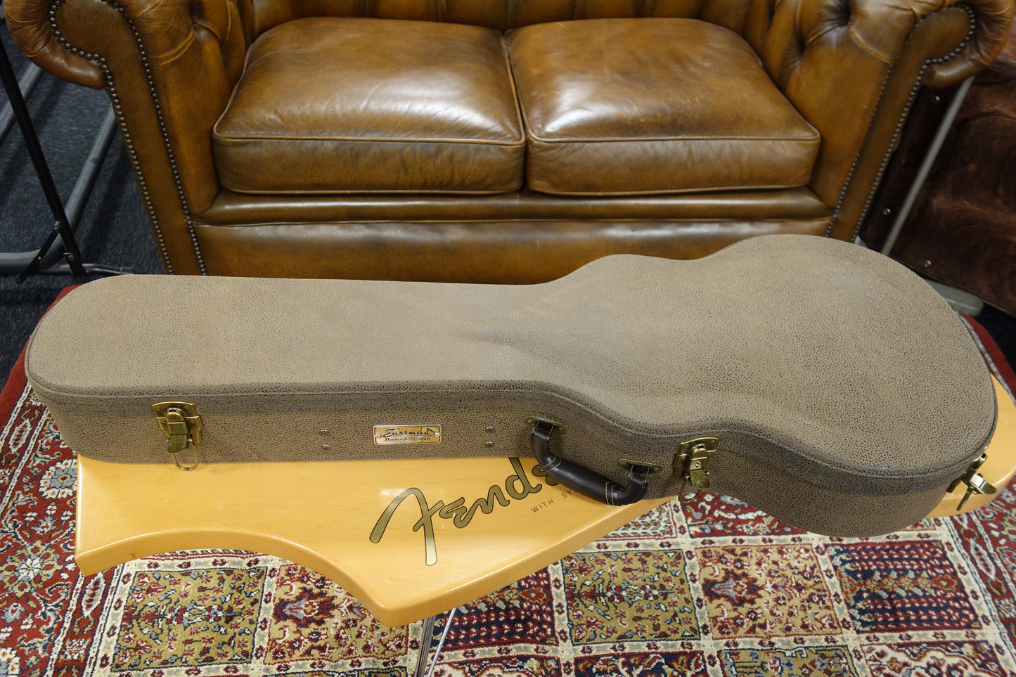 Eastman SB59/V-RB Redburst Varnish