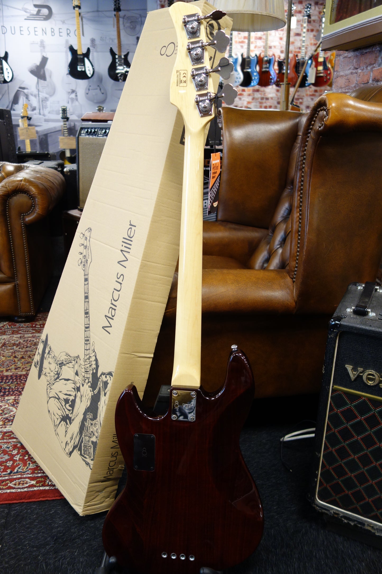 Sire Basses V7 V 2nd Gen Series Marcus Miller swamp ash 4-string