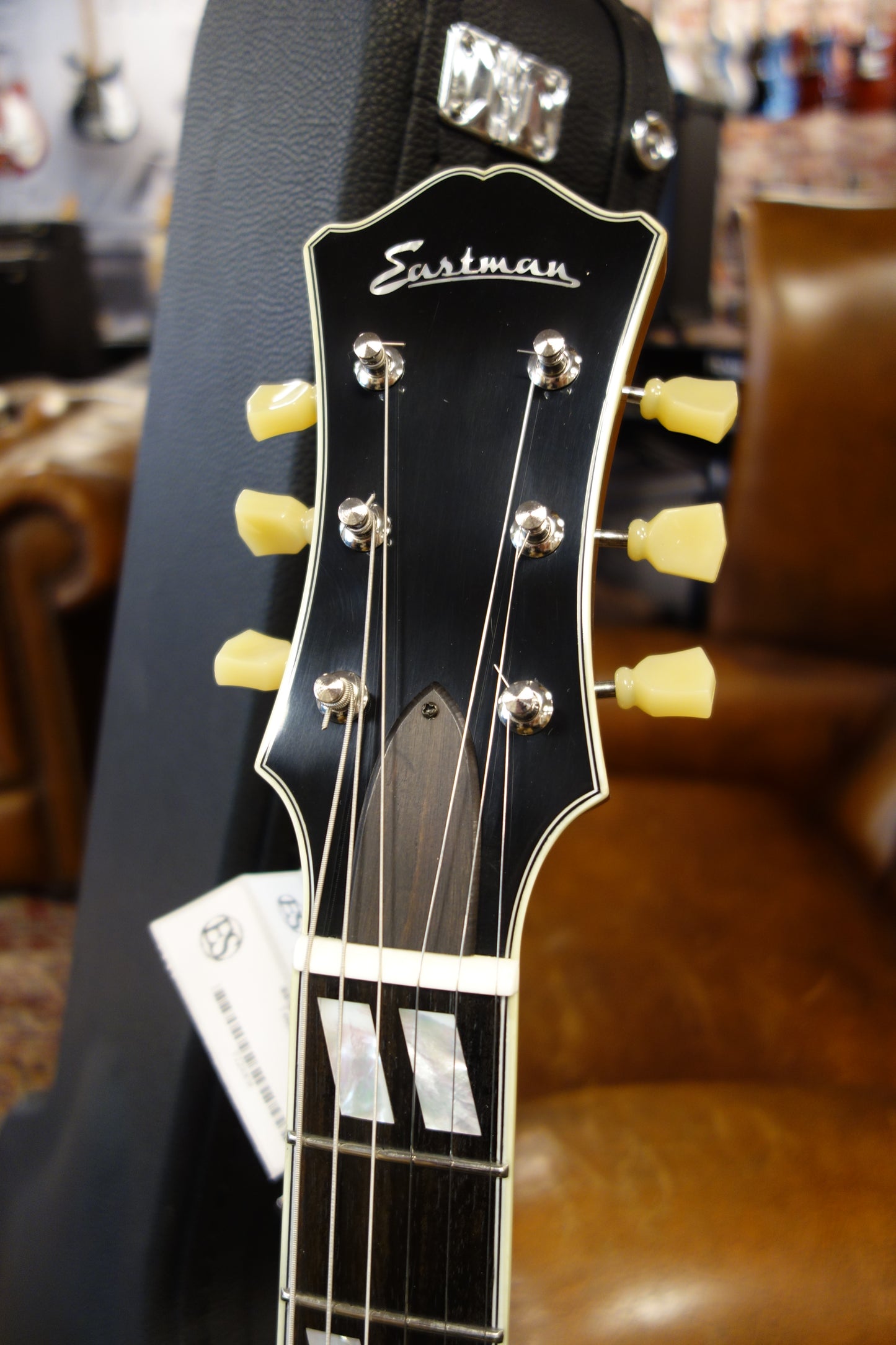 Eastman T486B Goldburst Bigsby