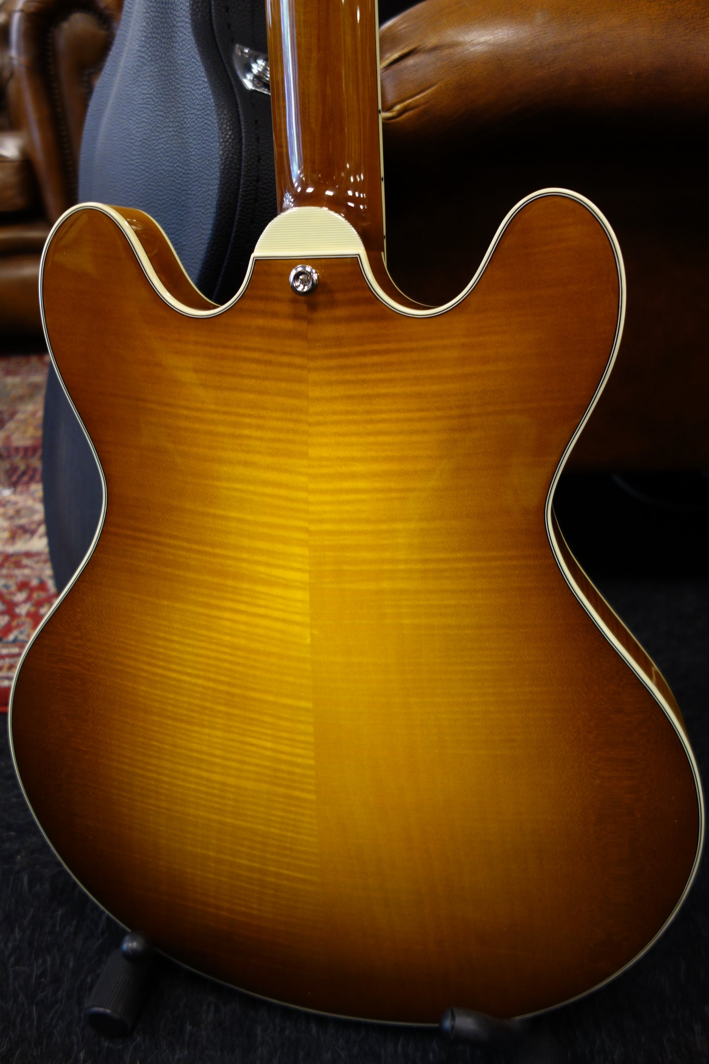 Eastman T486B Goldburst Bigsby