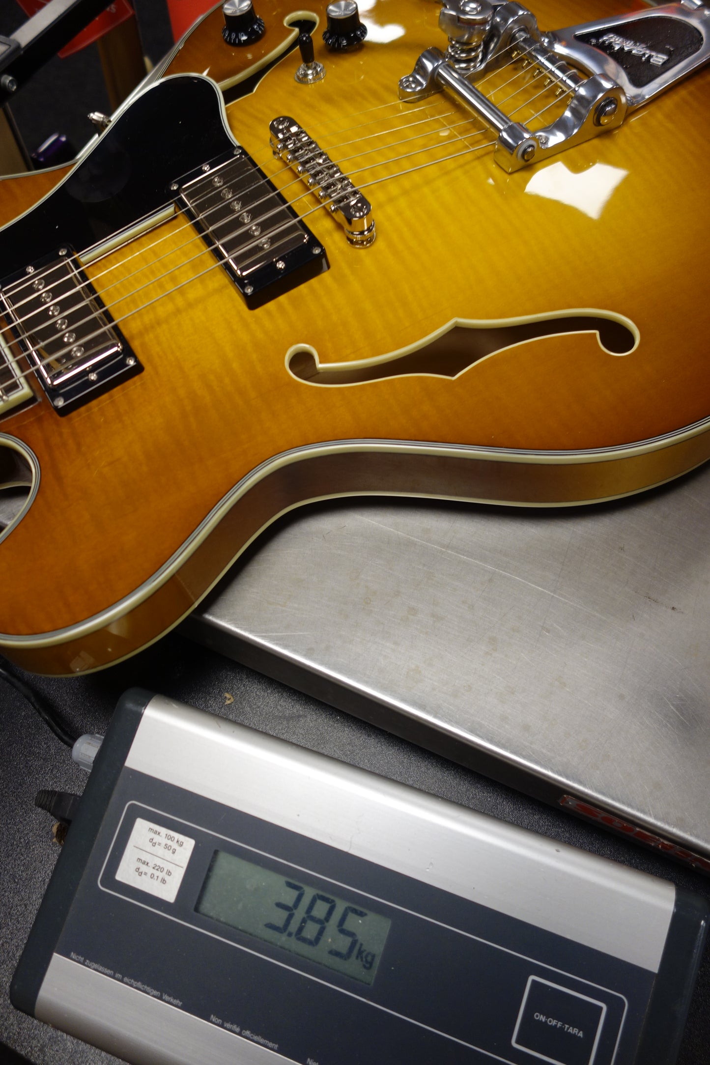 Eastman T486B Goldburst Bigsby