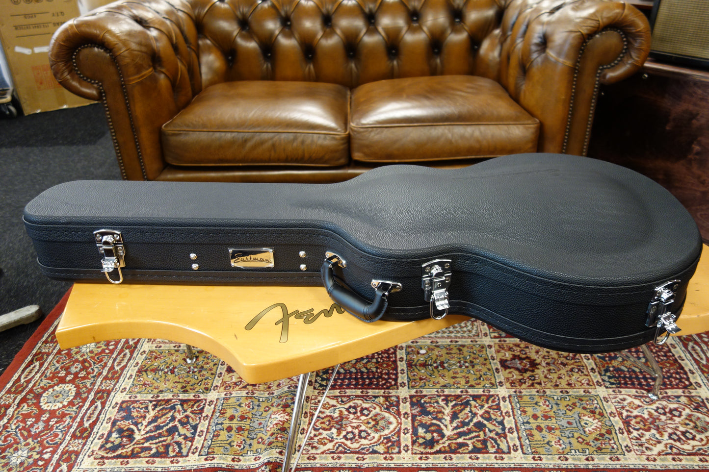 Eastman T486B Goldburst Bigsby