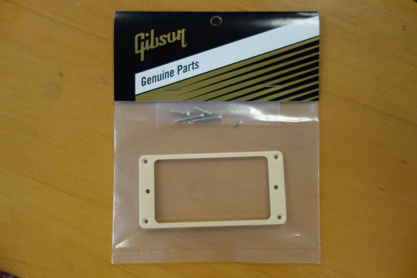 Gibson PRPR-015 Pickup Mounting Ring (1/8", Neck) (Cream)