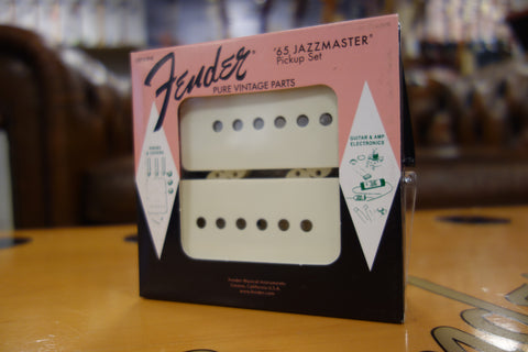 Fender Pure Vintage '65 Jazzmaster Pickup Set, Vintage White (2)