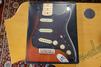 Fender Pre-Wired Strat Pickguard, Custom Shop Texas Special SSS