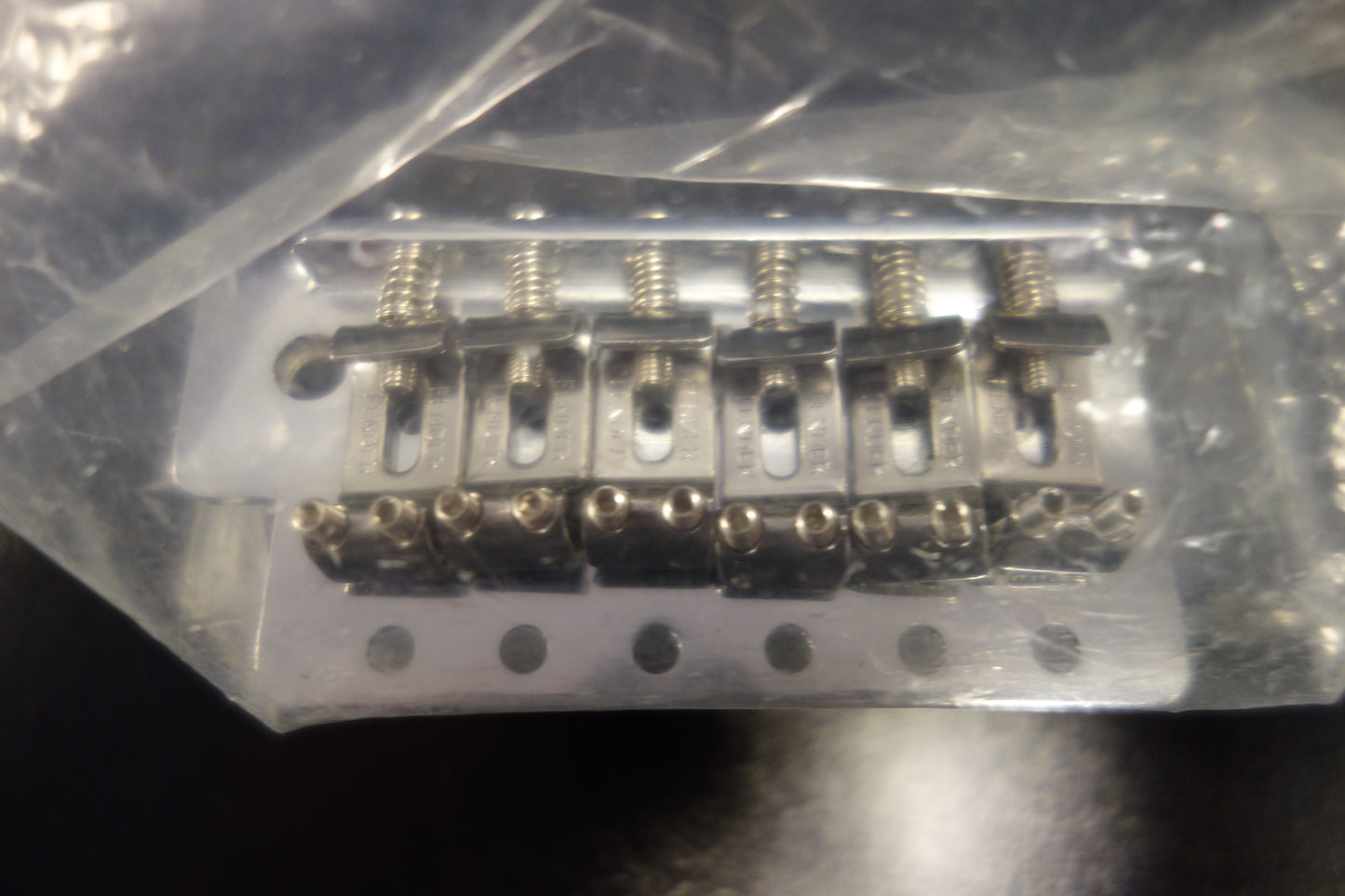 Fender Vintage-Style Standard Series Strat Tremolo Assembly ('06-Present), Chrome