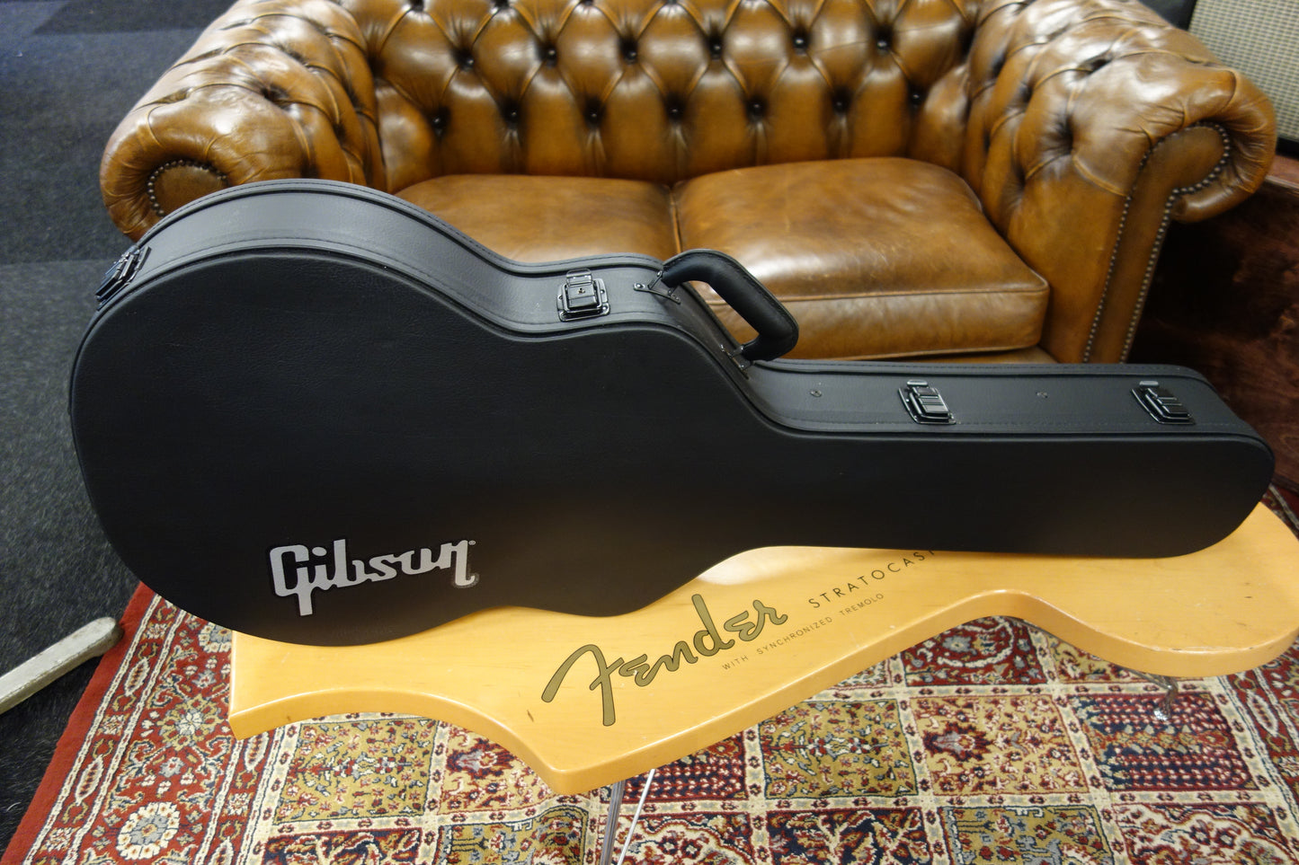 Gibson ES-335 Modern Hardshell Case (Black)