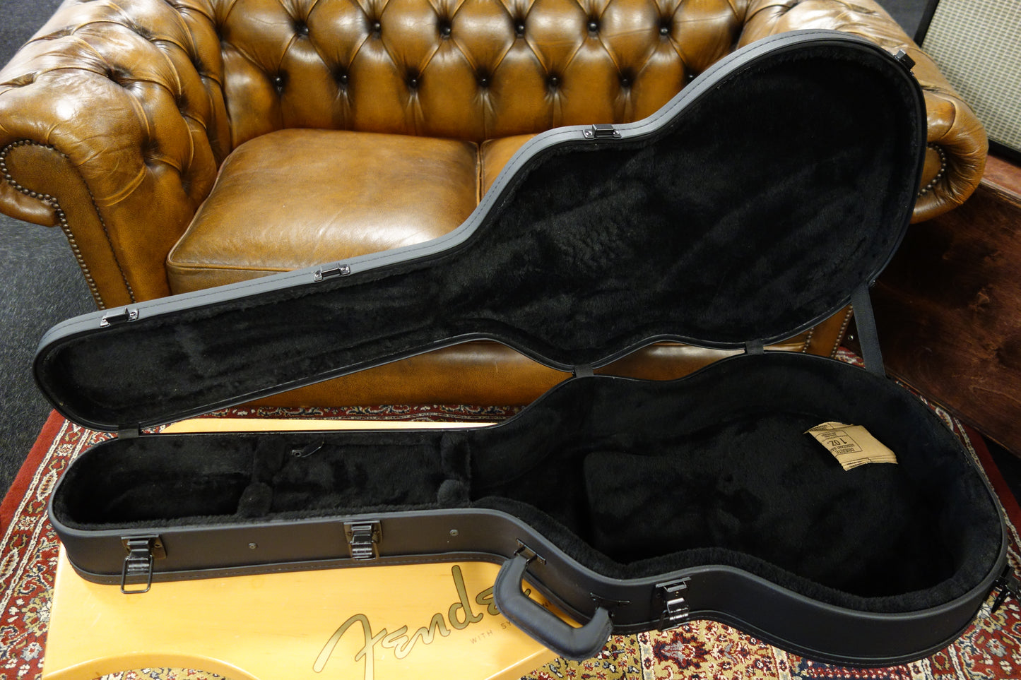 Gibson ES-335 Modern Hardshell Case (Black)