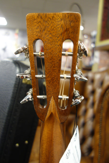 Eastman E20OOSS/V-SB Antique Varnish OO model