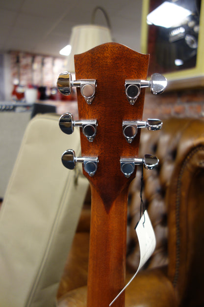 Eastman PCH1-OM Orchestra Model Solid Spruce top
