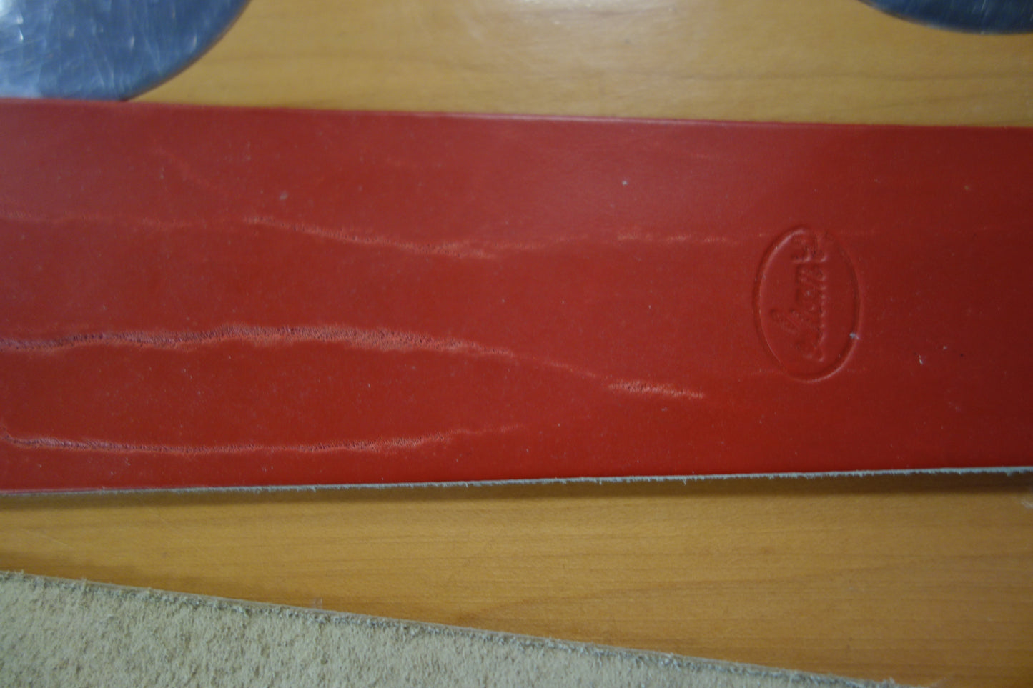 Liam's Adjustable Leather Bass Guitar Strap (extra wide - 8cm) Red