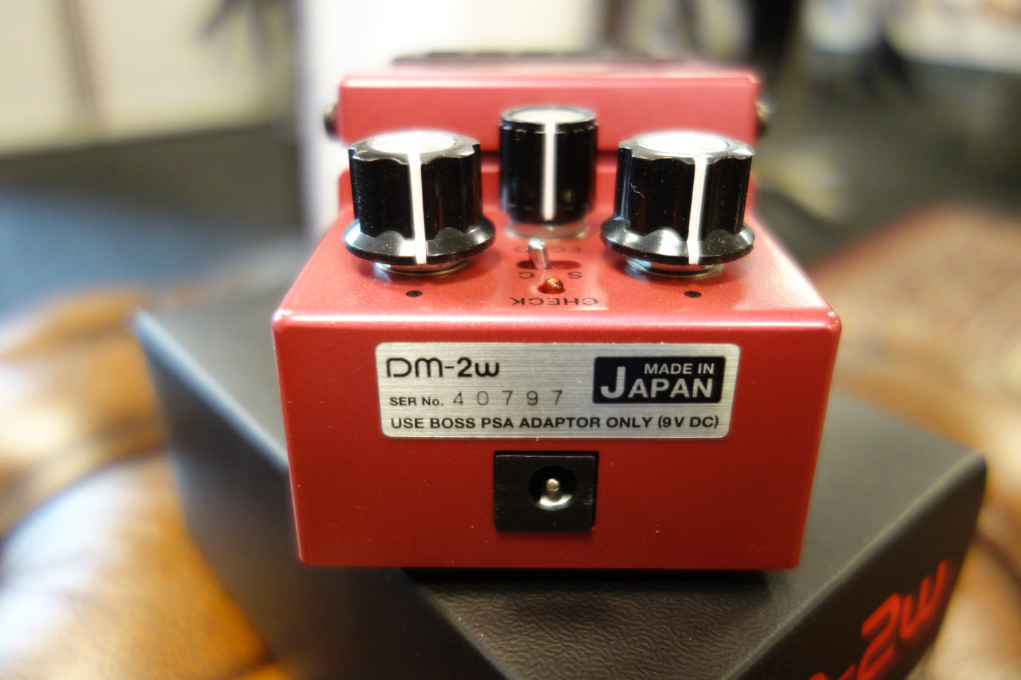 Boss DM-2W Delay Waza Craft