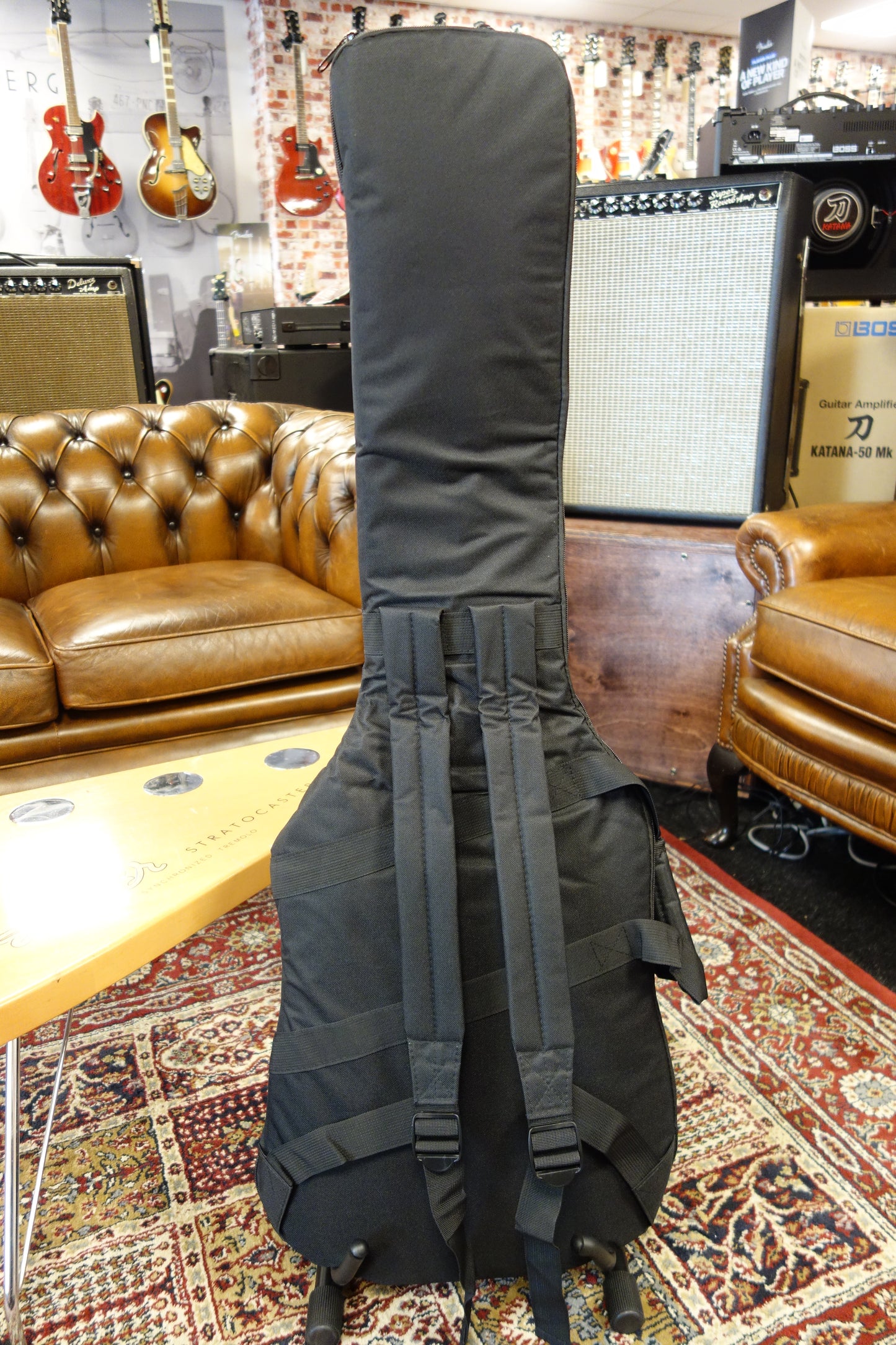 Stagg STB-10 EU Economy-line gigbag for Electric guitar