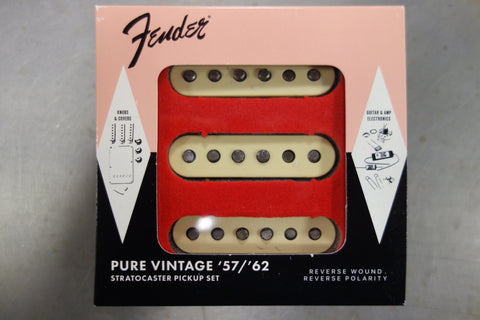 Fender Pure Vintage ’57/’62 Strat w/RWRP Pickup Set