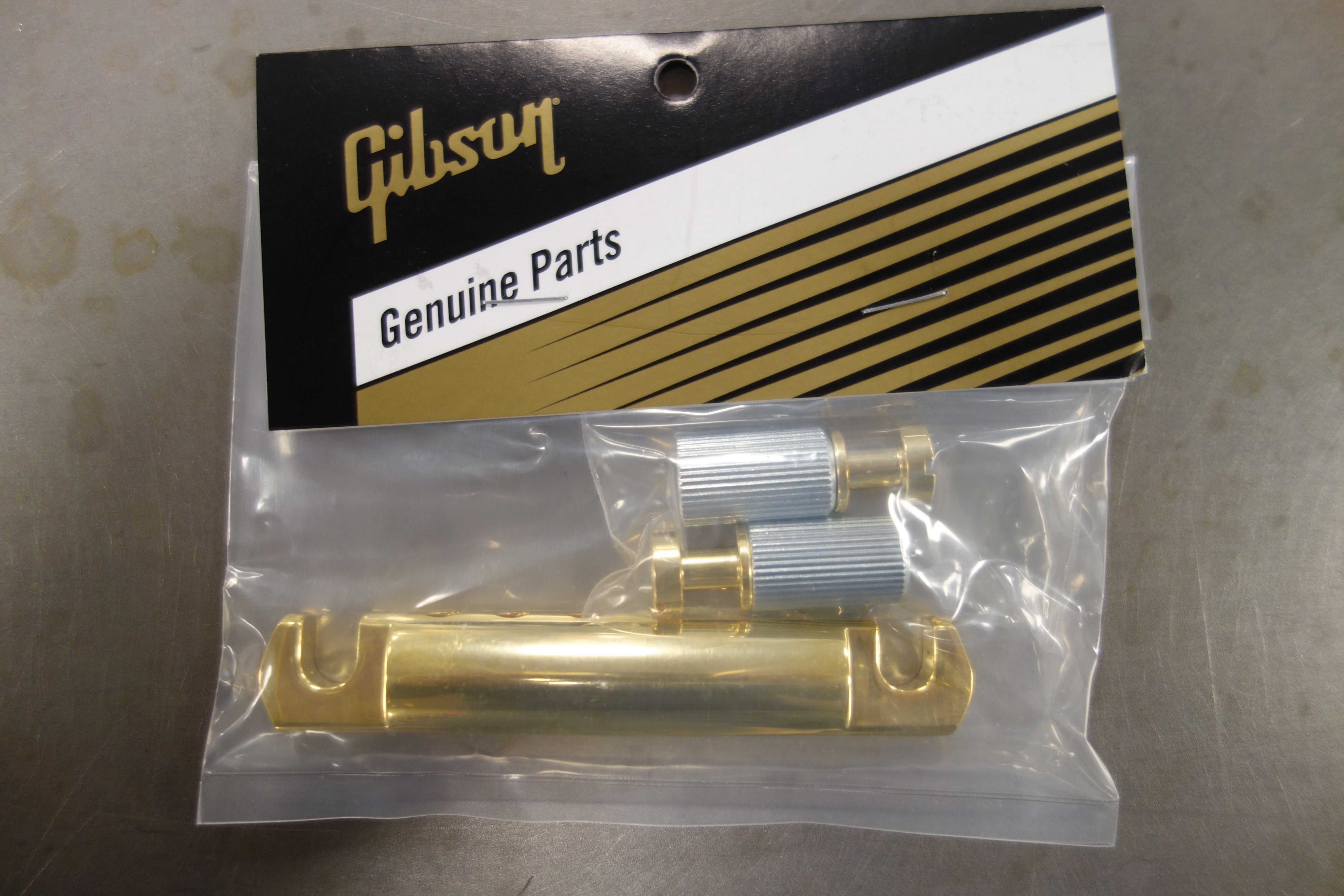 Gibson純正 ヒストリック用アルミテイルピース ゴールド PTTP-080 Gibson純正 ヒストリック用アルミテイルピース ゴールド PTTP-080